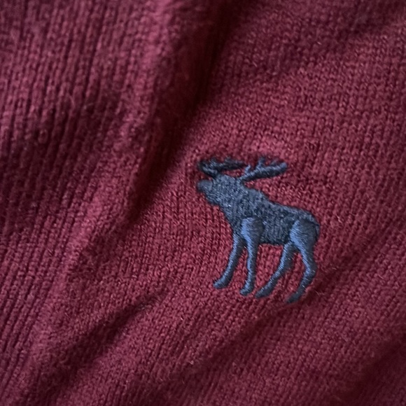 Abercrombie & Fitch cardigan. Burgundy. Size XS women’s. - Picture 3 of 4